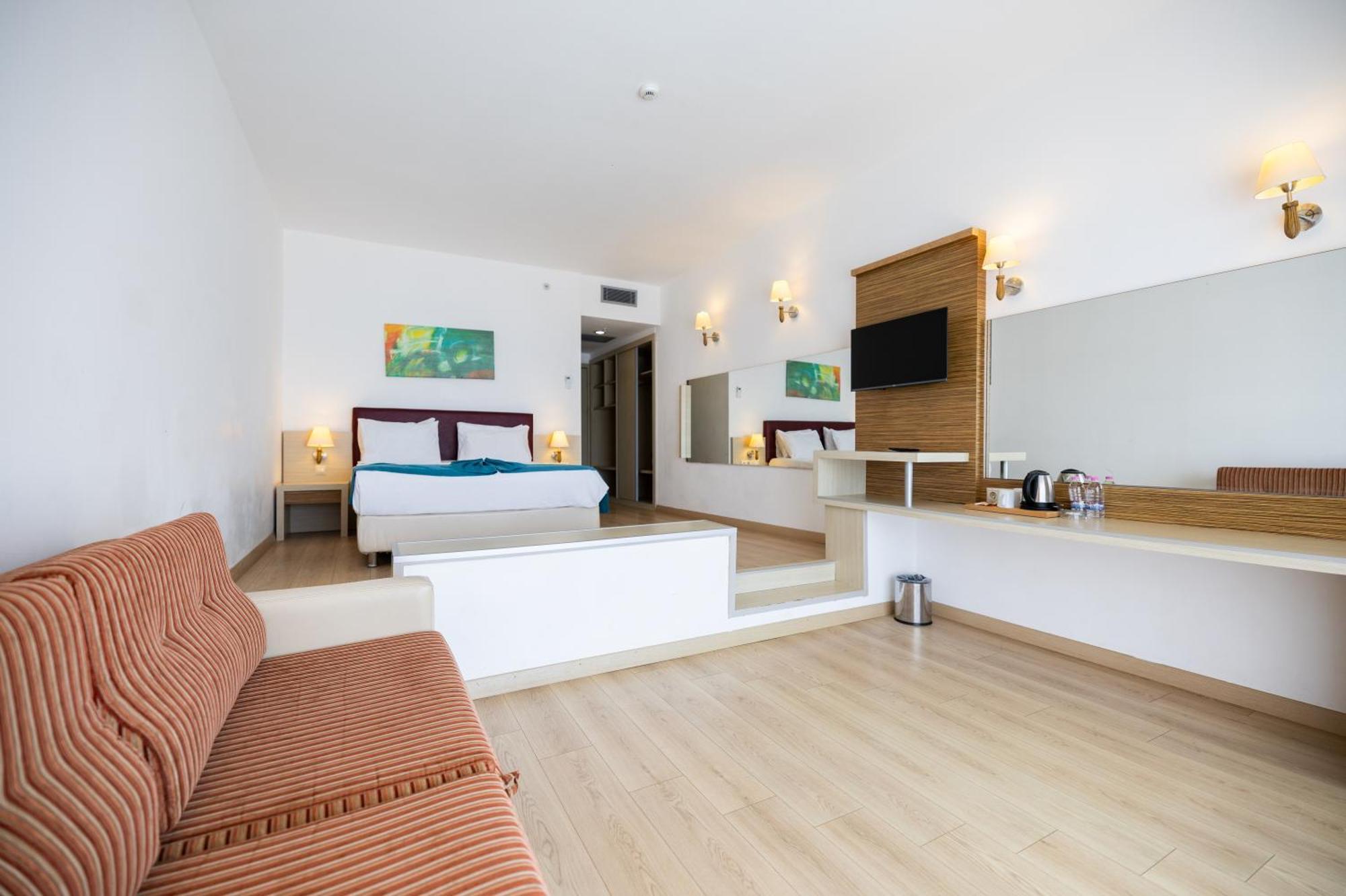 Azure By Yelken Hotel Turgutreis Exterior foto