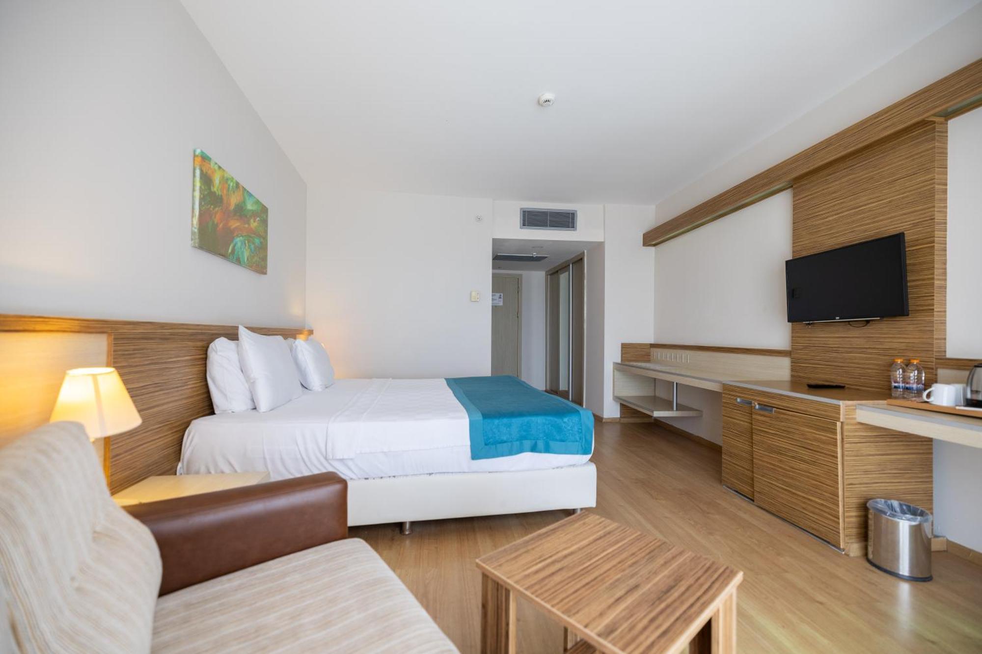 Azure By Yelken Hotel Turgutreis Exterior foto