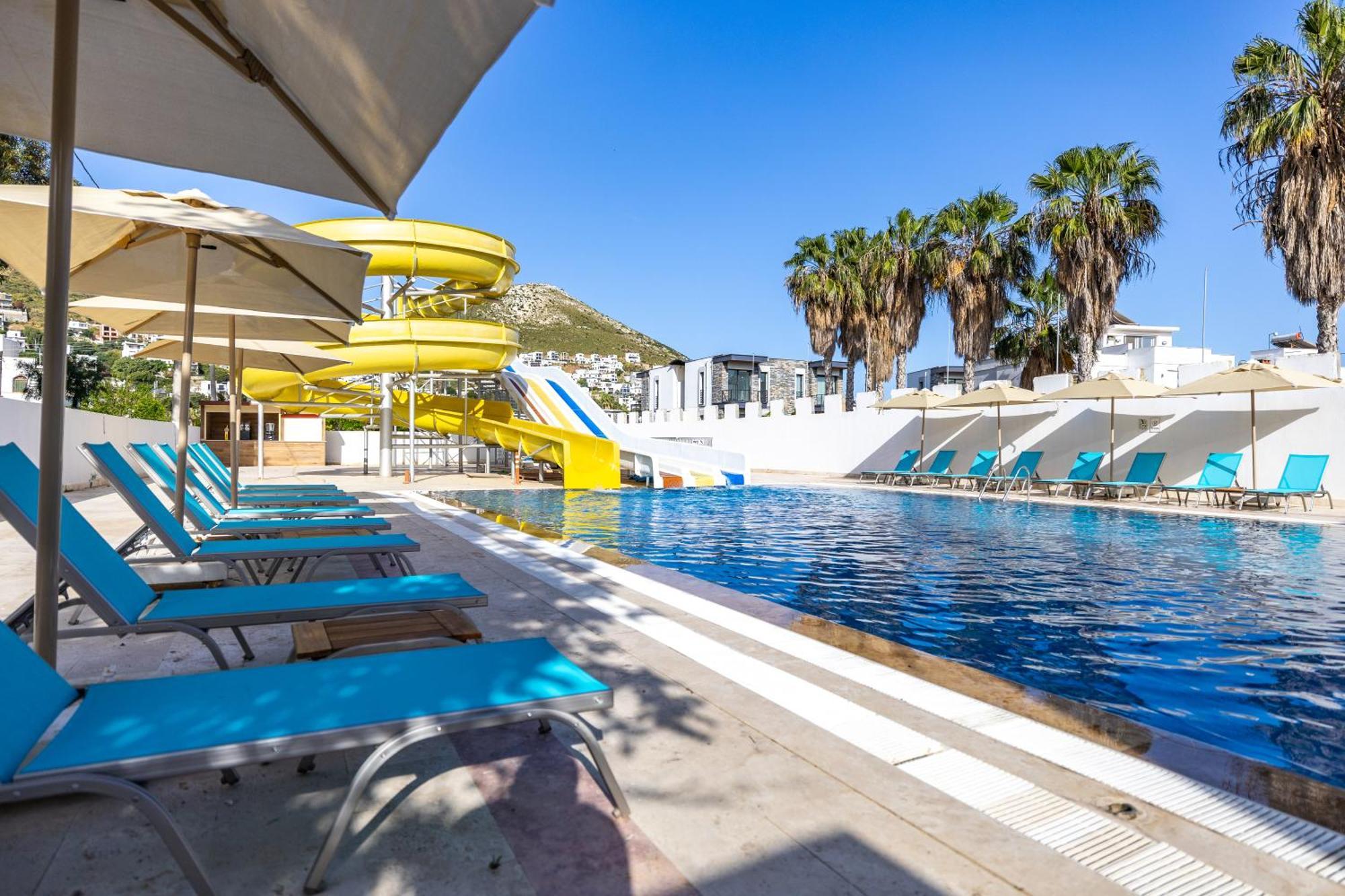 Azure By Yelken Hotel Turgutreis Exterior foto