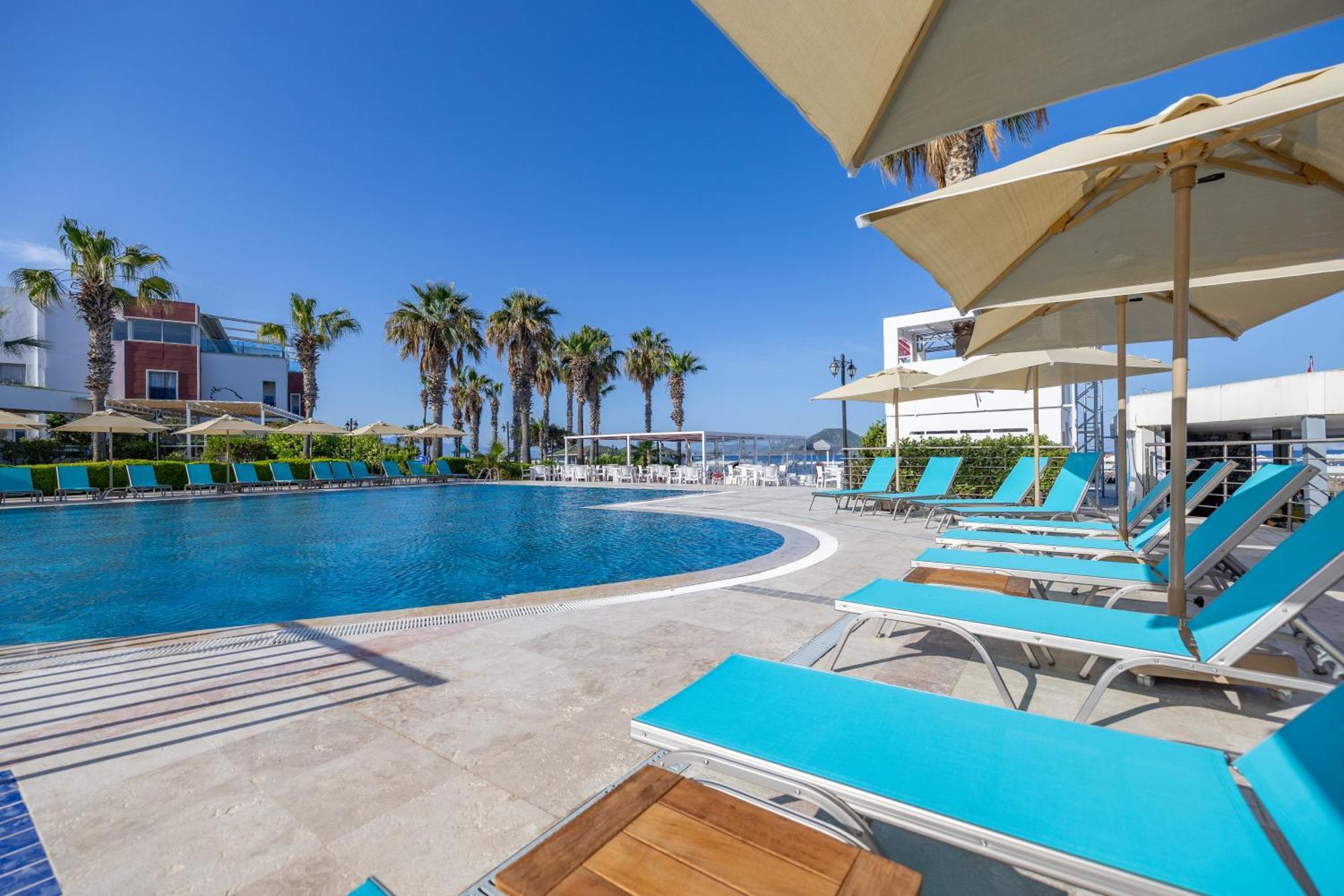 Azure By Yelken Hotel Turgutreis Exterior foto